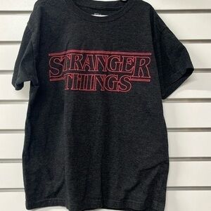 Stranger Things Netflix series black‎ T-shirt youth 10/12